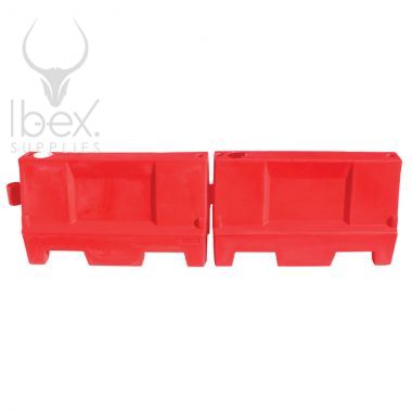 Two connected Evo barriers